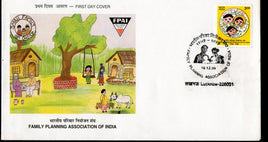 India 1999 Family Planning Association of India Phila-1728 FDC