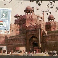 India 1982 Rs.2 INPEX Red Fort Stamp on Stamp Max Card # 7670