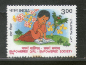 India 1998 National Children's Day Girl Book Phila-1651 MNH