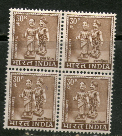 India 1949 30p Indian Dolls 4th Definitive Series Ashokan BLK/4 Phila- D79 MNH - Phil India Stamps